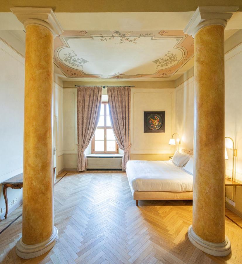 Palazzo Arzaga Hotel, Spa&Golf Resort Calvagese Della Riviera Esterno foto
